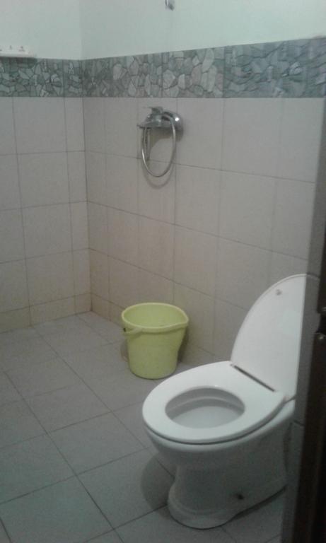 Adel'S Guest House Malang Dış mekan fotoğraf