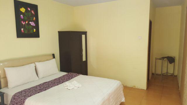 Adel'S Guest House Malang Dış mekan fotoğraf